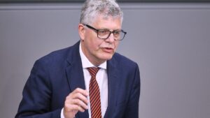 Union fordert bis Herbst konkrete Sparvorschläge von Klingbeil