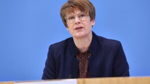 Wirtschaftsweise Grimm kritisiert Rentenpaket