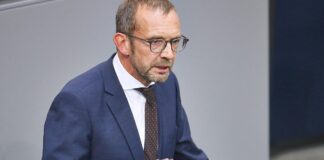 CDU zeigt sich offen für Beteiligung an europäischen Atomwaffen