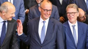 Linke kritisiert "Investitionsgipfel": "Großunternehmen hofiert"