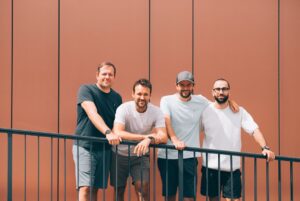 Bergblut übernimmt die Saftkur-Marke PRESSBAR und stärkt Präsenz im DACH-Markt