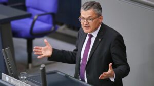 Kiesewetter kritisiert deutsche Nahost-Politik