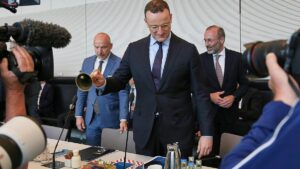 Waffenembargo: Unionsfraktionschefs wollen Gespräch mit Merz