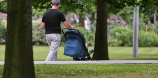 Immer mehr Alleinerziehende rutschen in Armut