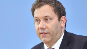 Klingbeil zu Kurzbesuch in Kiew eingetroffen