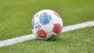 DFB-Pokal: Cottbus schlägt Hannover nach Elfmeter-Fehlschuss
