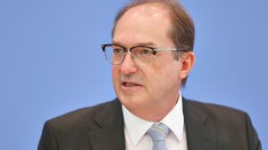 Grüne kritisieren Haltung Dobrindts zu Palantir-Software