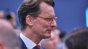 Wüst gibt sich mit CDU-Ergebnis bei NRW-Kommunalwahl zufrieden