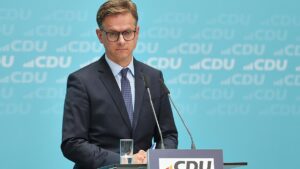 Linnemann drängt auf Agenda 2030 nach Vorbild Gerhard Schröders