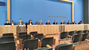 Bundesregierung zurückhaltend bei Nouripours Wahlreform-Vorschlag