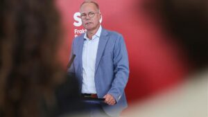 SPD-Fraktionschef Miersch kündigt "umfangreiche Sozialreformen" an