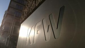 KfW streicht bis 2029 jede zehnte Stelle in Entwicklungsbank