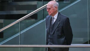 Lammert kritisiert Wahlrechtskommission ohne Opposition