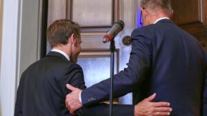 Bundesregierung vertraut weiter auf Handlungsfähigkeit Frankreichs