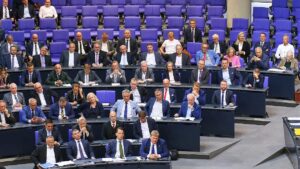 Grüne wollen Einschränkung von Fragerecht für AfD-Fraktion prüfen