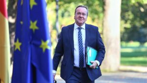 Pistorius will mehr Staatseinfluss in der Rüstungsindustrie