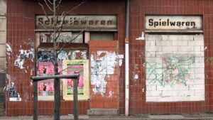 NRW-Ministerin fordert mehr Instrumente gegen "Schrottimmobilien"