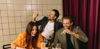 The Fritten startet als Kreativberatung für unternehmerischen Wandel The Fritten stärkt Unternehmen mit Kreativität The Fritten Gründerteambild Fotograf Axmann-Rottler