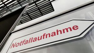 Notaufnahmen verzeichnen mehr Schwerverletzte durch Messergewalt
