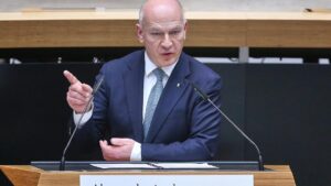 Wegner will Gesetz zu Volksbefragungen bis zur Berlin-Wahl