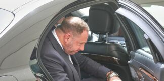 Selenskyj-Berater tritt nach Korruptionsrazzia zurück