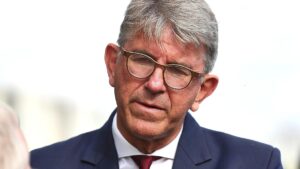 Kulturstaatsminister besorgt über Lage der Demokratie