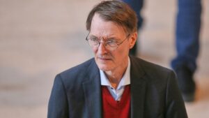 Lauterbach fürchtet wachsende Gewalt gegen Politiker