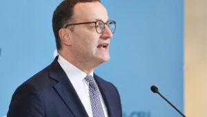 Spahn wirft Berliner Linken Antisemitismus vor