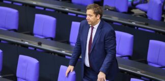 Klingbeil kritisiert Spekulationen über Minderheitsregierung