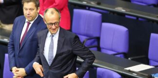 Milliardär Heraeus: Merz soll mit Minderheitsregierung drohen