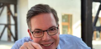 Ghosting im Vertrieb Ghosting nach Gespräch und Angebot vermeiden Oliver Schumacher verkaufstrainer