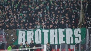 1. Bundesliga: Freiburg gewinnt turbulent in Wolfsburg