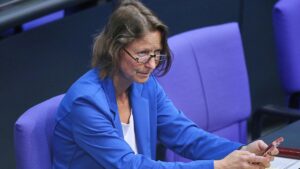 Carstensen unterstützt Rentenpaket trotz Nein in Probeabstimmung