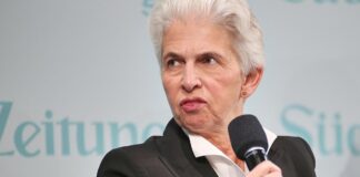 Strack-Zimmermann drängt auf Freigabe russischer Assets für Ukraine