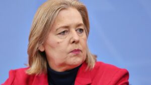 Arbeitsministerin lehnt Vorfestlegungen für Rentenkommission ab