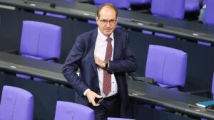 Dobrindt plant Sicherheitsoffensive