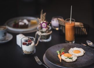 Der Erholung auf der Spur: Winterliche Ruhe. Alpine Genussmomente Alpinhotel Keil Winterurlaub am Kronplatz genießen My Just Alpine Breakfast Fotograf/Bildcredits Kottersteger Alpinhotel Keil