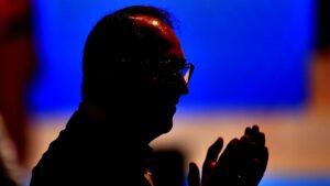 Nach Stromausfall in Berlin: Grünen-Chef greift Dobrindt an