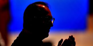 Nach Stromausfall in Berlin: Grünen-Chef greift Dobrindt an