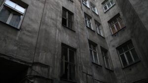 Wüst verlangt Vorkaufsrecht für Städte bei Schrottimmobilien