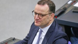 Spahn will Beleidigungsparagrafen zum Schutz von Politikern streichen Spahn will Beleidigungsparagrafen zum Schutz von Politikern streichen