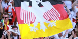 Grüne und Linke sorgen sich um deutsche Fußball-Fans in den USA