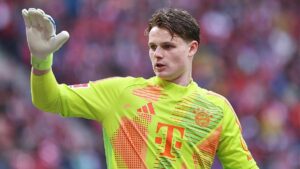 1: Bundesliga: Augsburg gewinnt gegen die Bayern