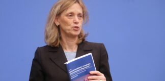 Prien sieht Gewalt als gesamtgesellschaftliches Phänomen