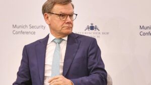 Wadepuhl spricht von "staatlich begangenem Mord an Nawalny"