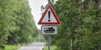 Verkehrsminister fordert neue EU-Regeln für Panzer & Co.