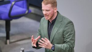 Klüssendorf kritisiert Altersanspruch von Abgeordneten als zu hoch