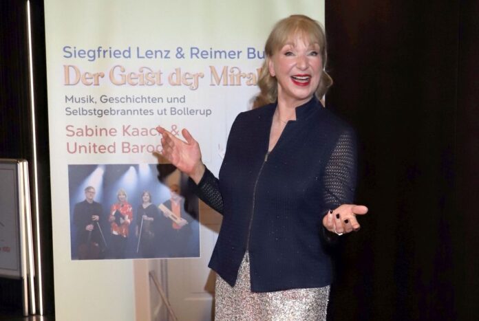 Sabine Kaack Literatur Konzert Der Geist der Mirabelle Copyright: Heike Ross