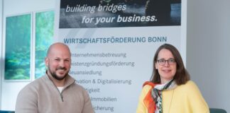 DIGITALHUB.DE Bonn stärkt den Startup Standort DIGITALHUB.DE Bonn baut Partnerschaft aus Von links nach rechts: Sven Wittich (Vorstand des DIGITALHUB.DE) & Victoria Appelbe (Amtsleitung, Wirtschaftsförderung Bonn), Copyright: DIGITALHUB.DE (2026)