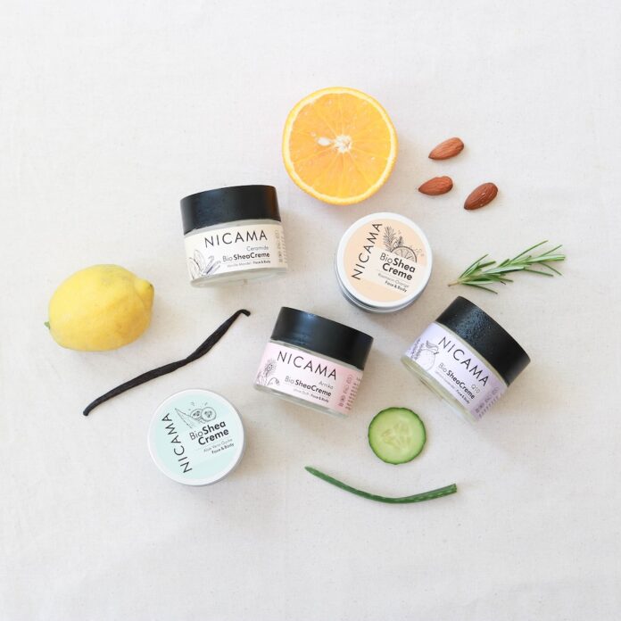Naturkosmetik für Herbstpflege von Haut und Haar Mood Sheacremes Alle Flatlay